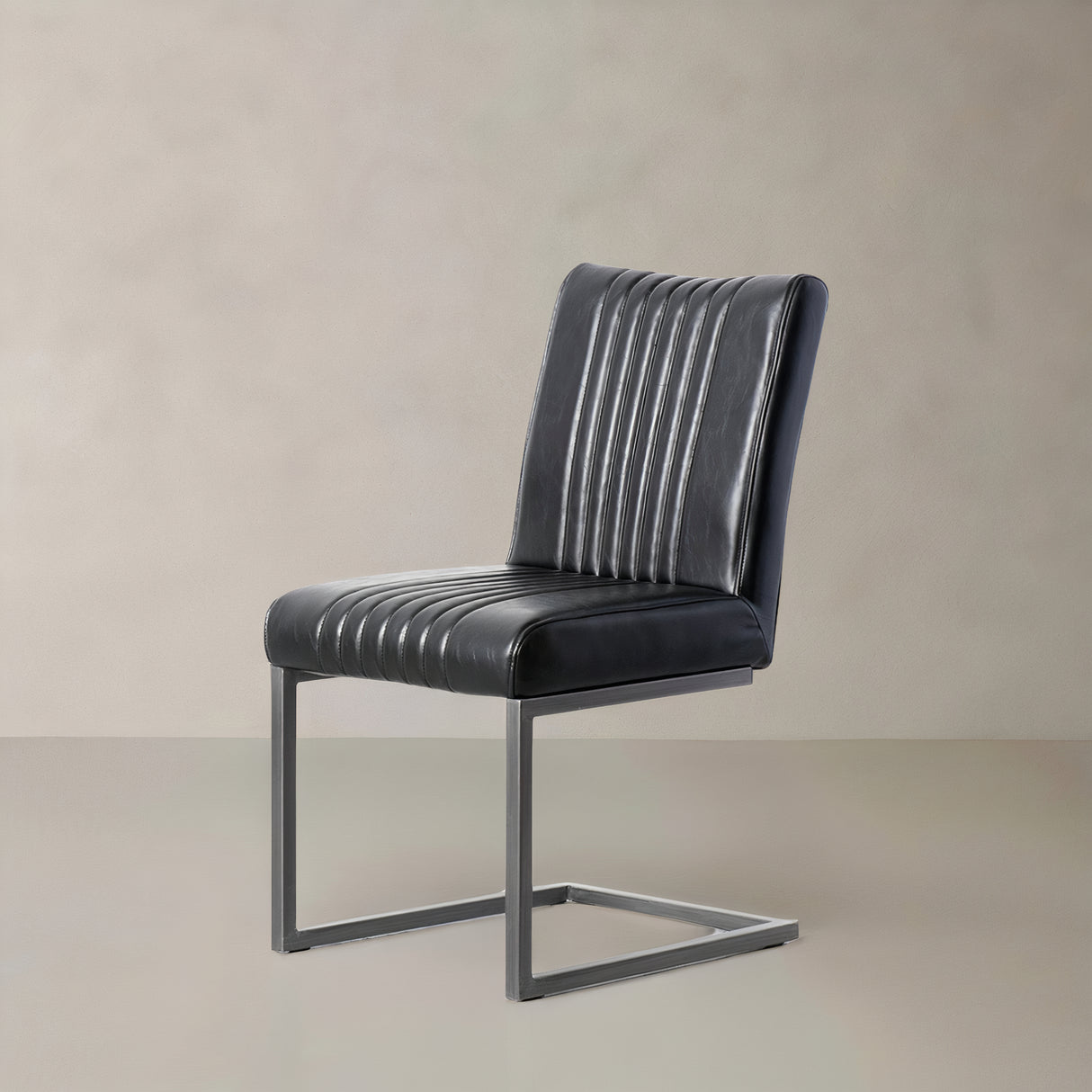 LIME Chaise en cuir, noir