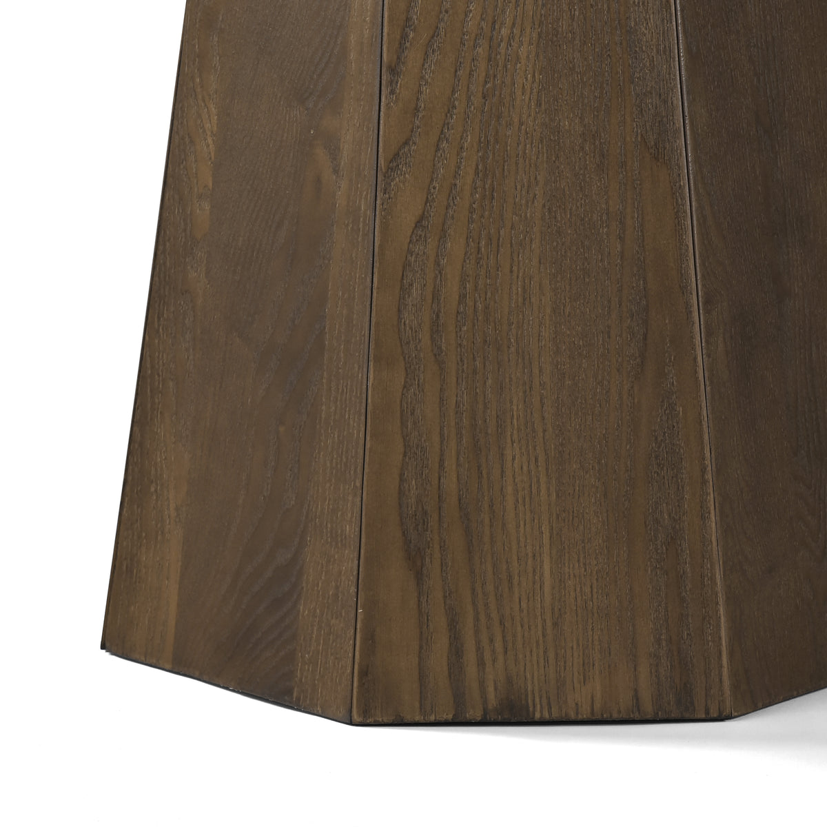Sidney 39.4" Round Dining Table - Walnut