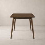 Table de salle à manger Oslo en bois massif de 66 po – Noyer
