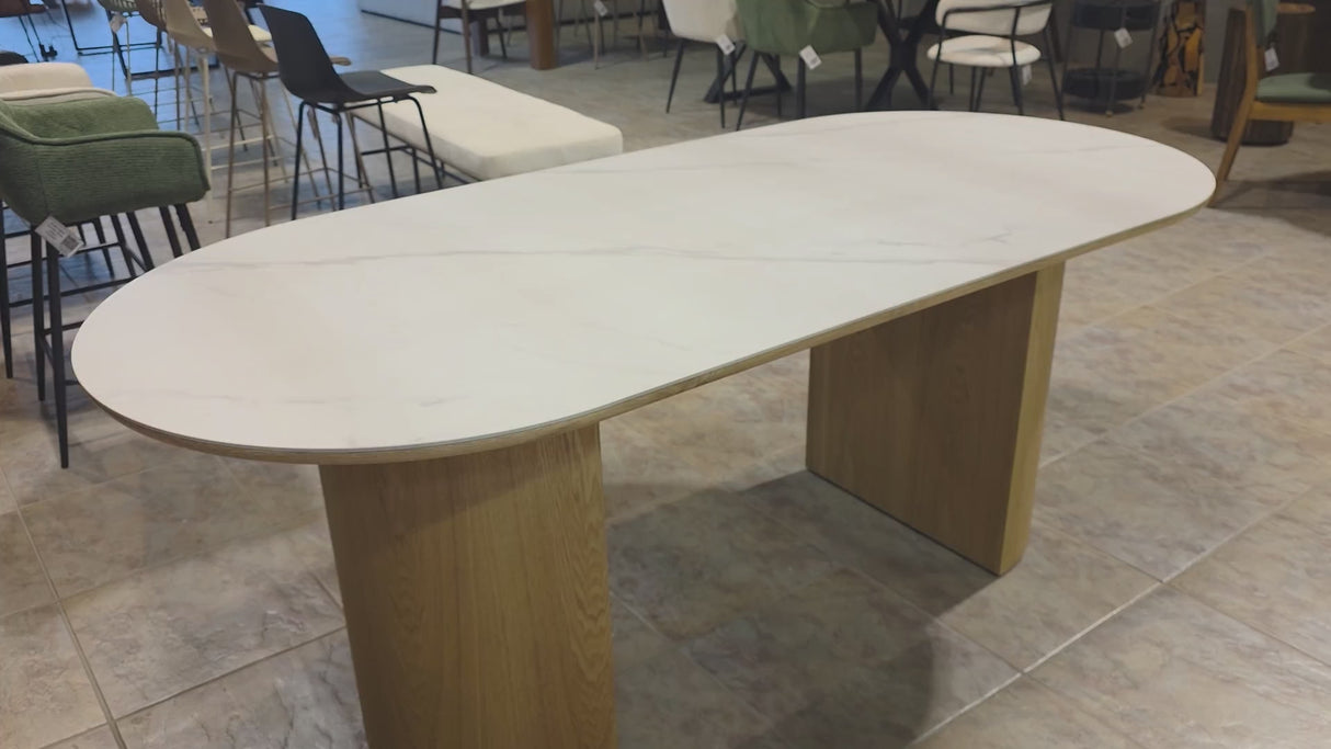 Table de salle à manger Marbella en pierre frittée, 78.7".