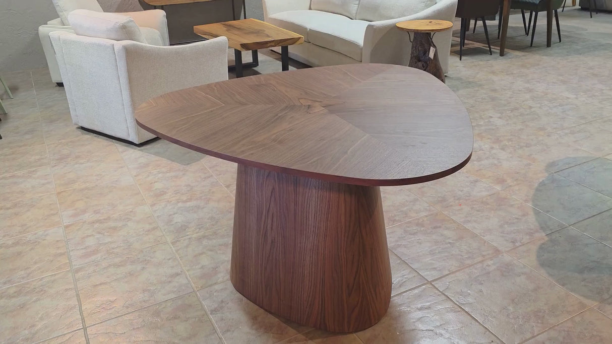 Table de salle à manger Delta 47" - Noyer